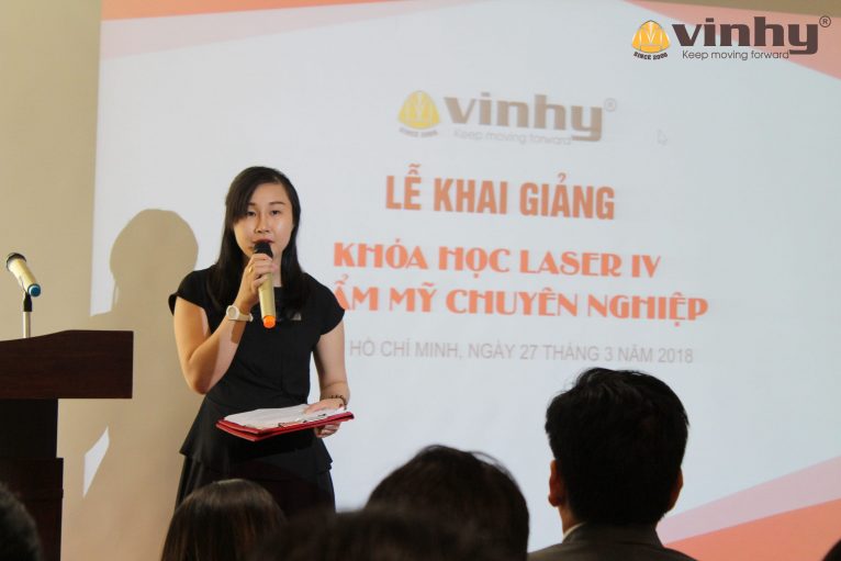 vinhy-khai-giang-khoa-dao-tao-laser-iv-tham-my-chuyen-nghiep-1-min-1