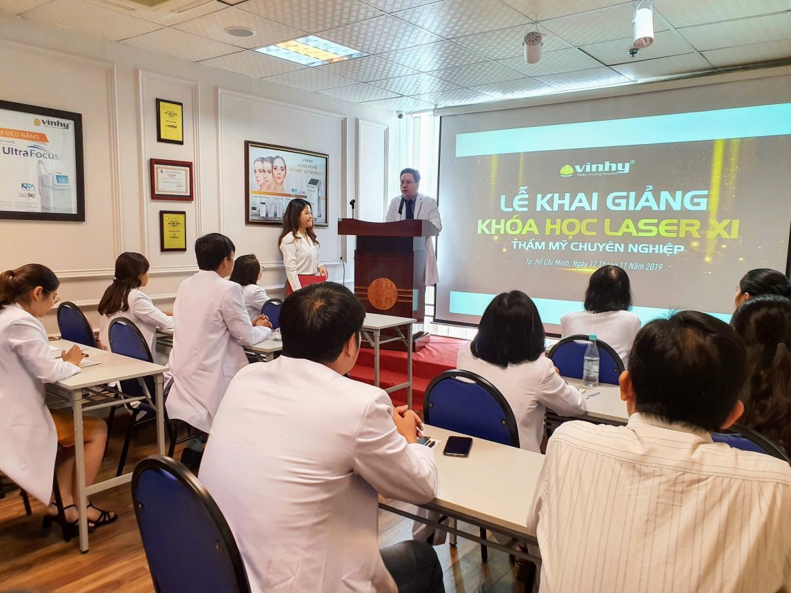 vin-hy-khai-giang-khoa-dao-tao-laser-tham-my-chuyen-nghiep-khoa-11-4