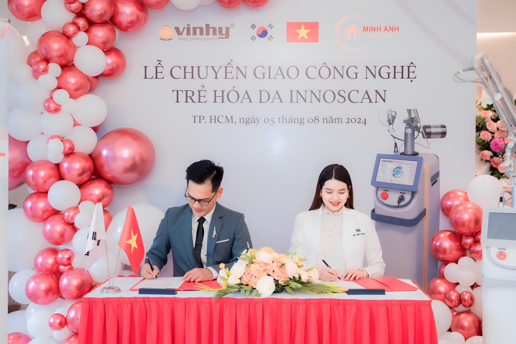 minh-anh-skin-clinic-nhan-chuyen-giao-cong-nghe-innoscan-tu-vinhy-a